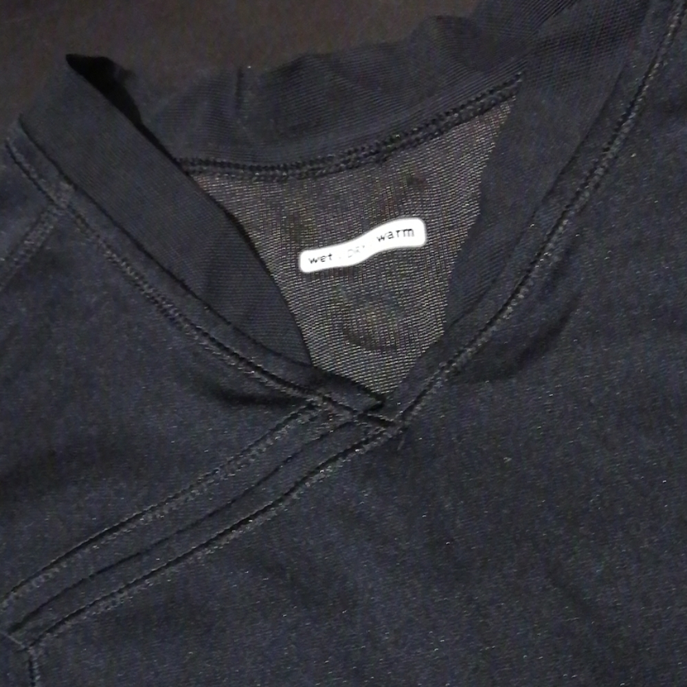 Lululemon tops - Picture 3 of 3
